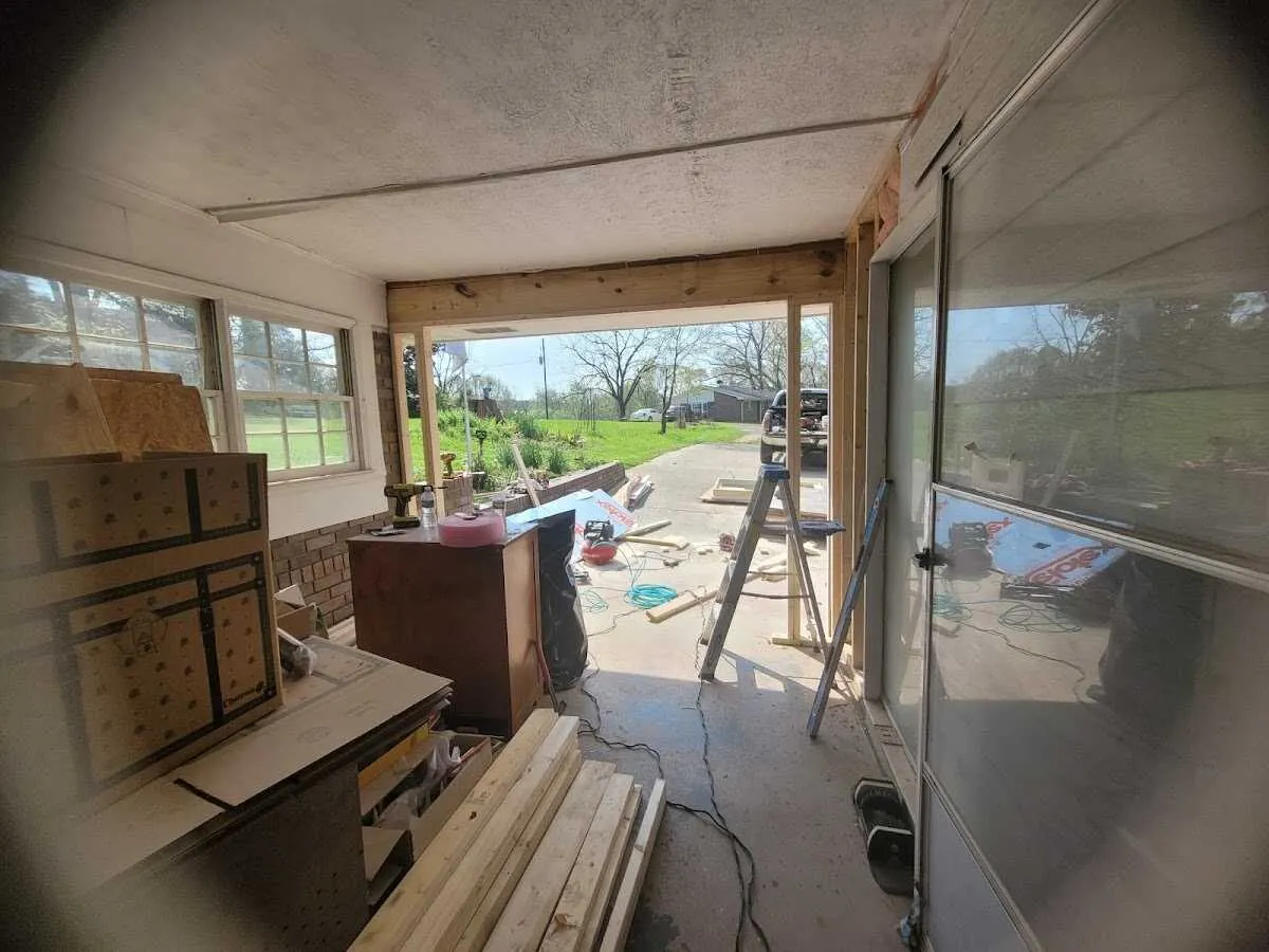 Air movers and dehumidifier for Drying & Dehumidification in Beloit